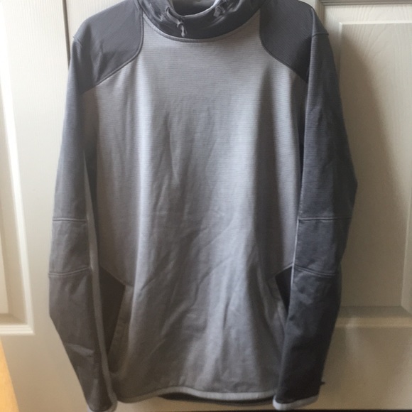 Under Armour Other - UA Cold Gear pullover